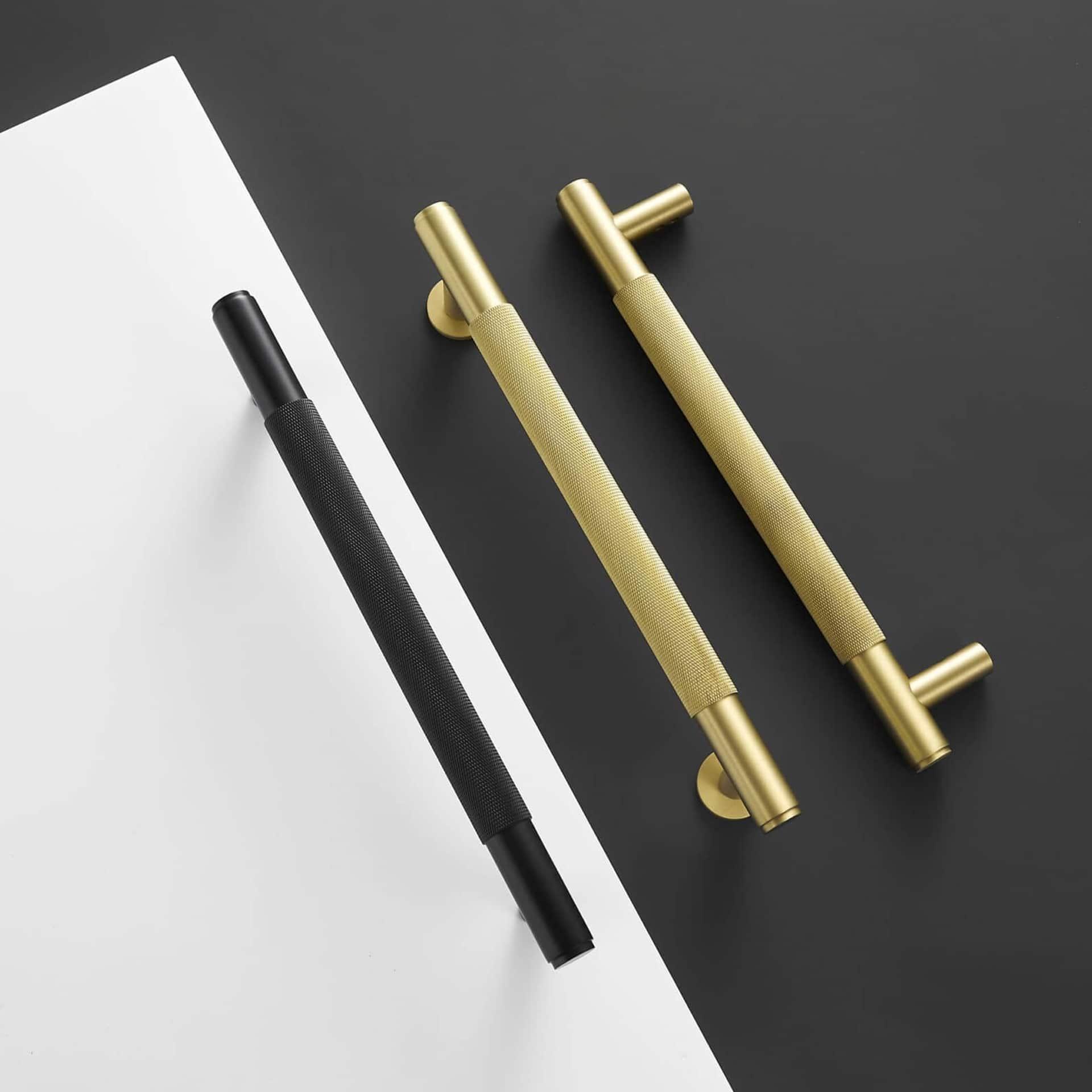 PORTA / Double-Sided Solid Brass Knurled Door Pull - Handle Shop Couture