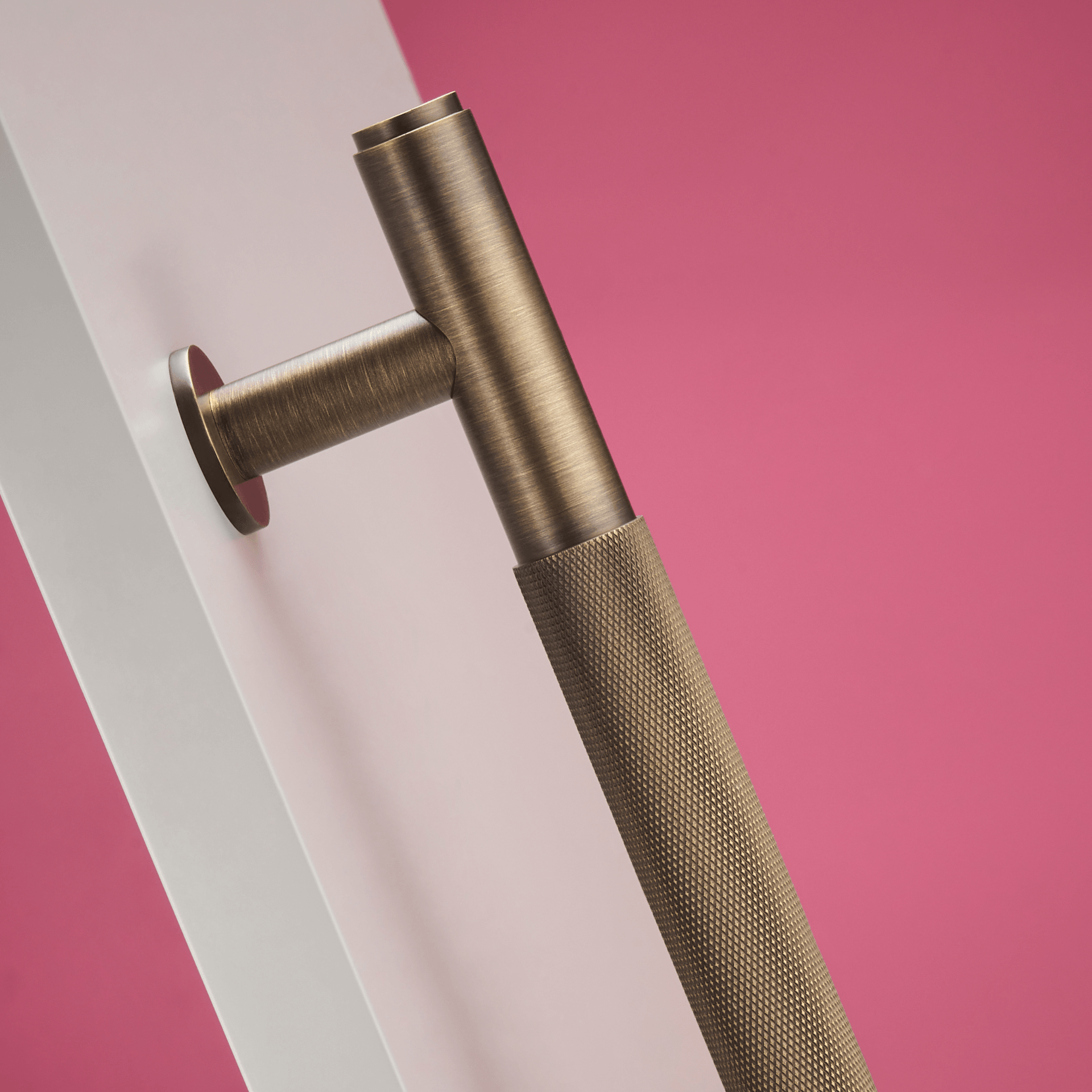 PORTA / Double-Sided Solid Brass Knurled Door Pull - Handle Shop Couture