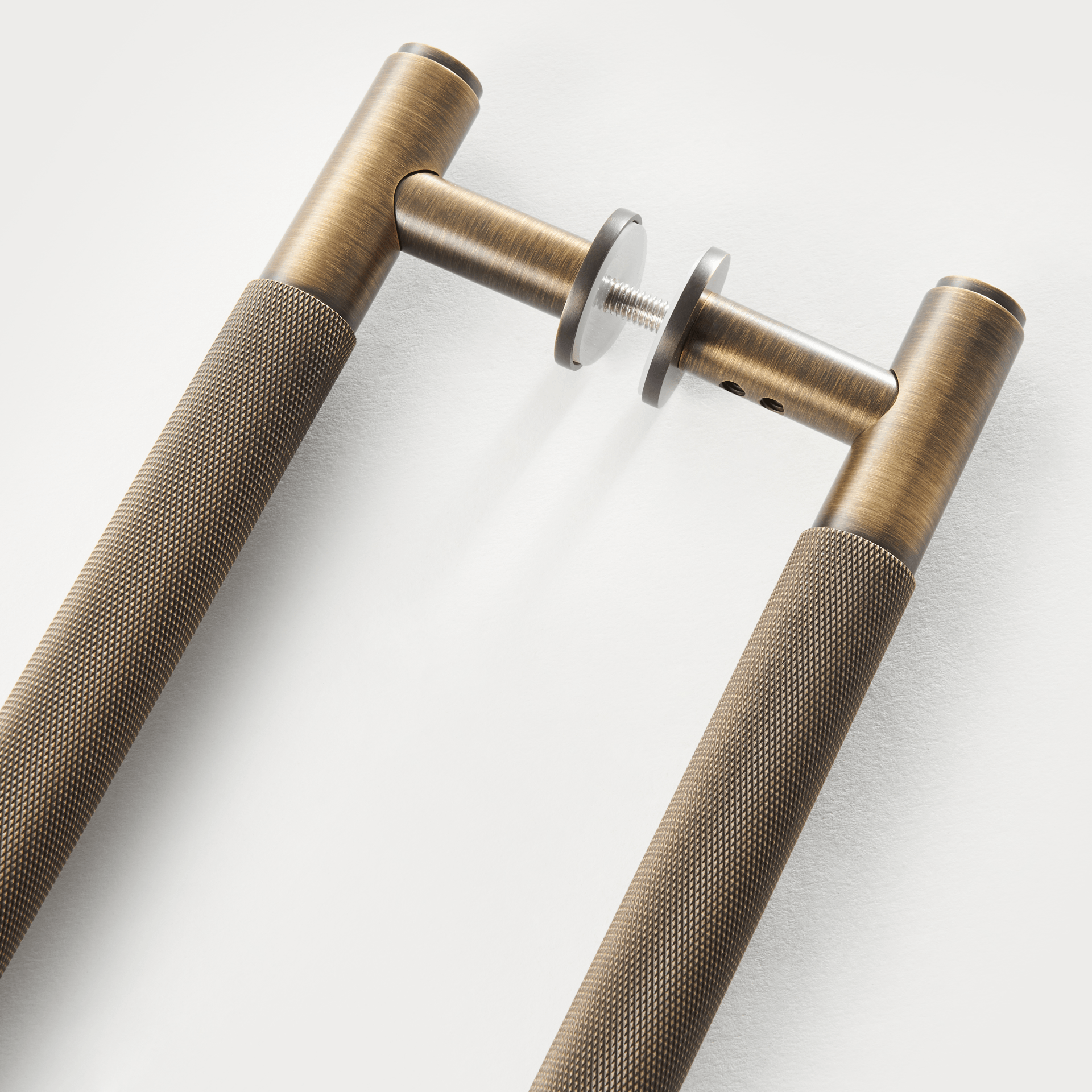 PORTA / Double-Sided Solid Brass Knurled Door Pull - Handle Shop Couture