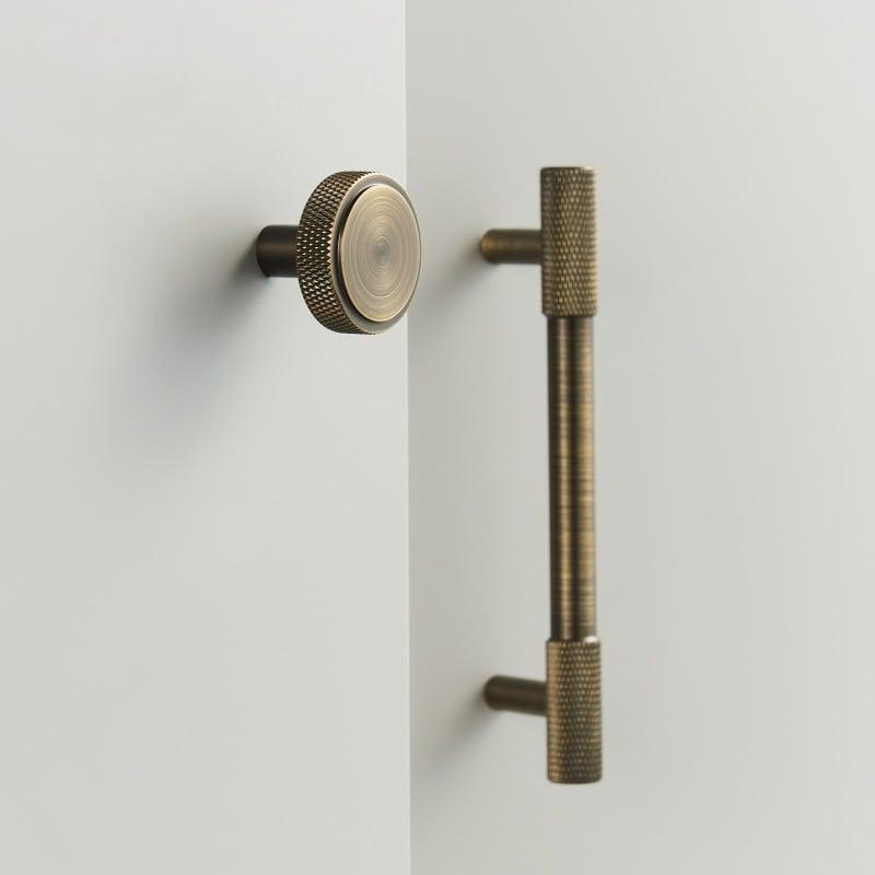 VOULA / SOLID BRASS HANDLES / KNURLED - Handle Shop Couture
