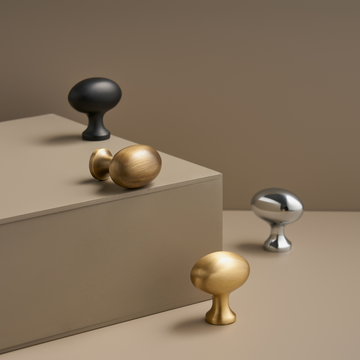 LIMA / Solid Brass Knobs