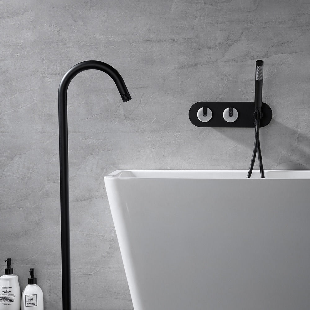 NIKO / Wall-Mounted Bathtub Filler Faucet Tap