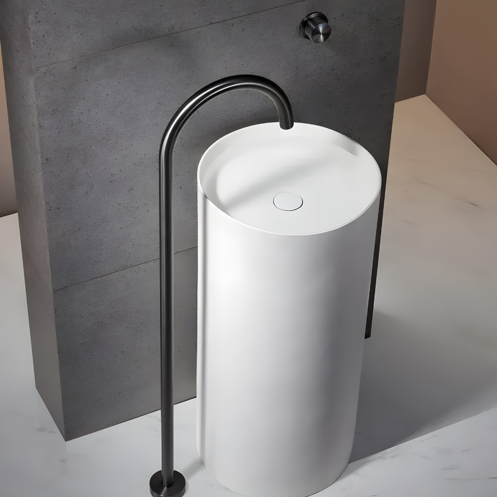 ZENITH / Floor Mounted Faucet Tap - Handle Shop Couture