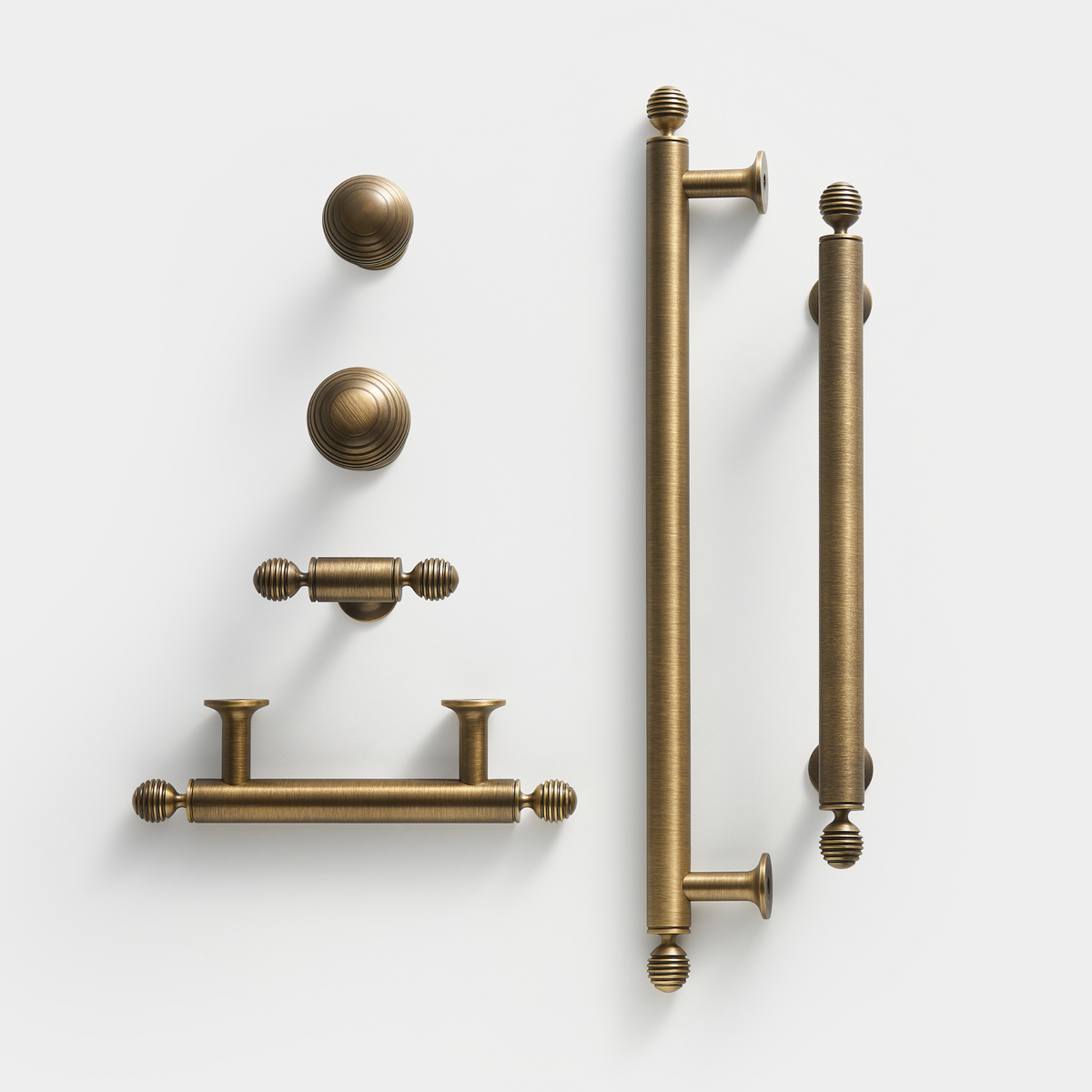 SOLID BRASS HANDLES / LINEAR KNURL - Handle Shop Couture