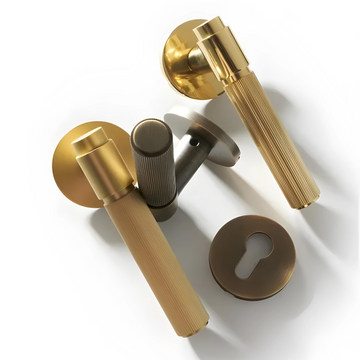 RODOS / Knurled Brass Lever Handle & Lock Set