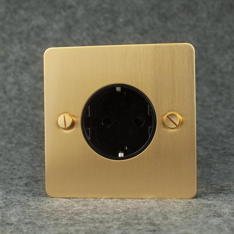 KOST / POWER OUTLET / BRUSHED BRASS - Handle Shop Couture 