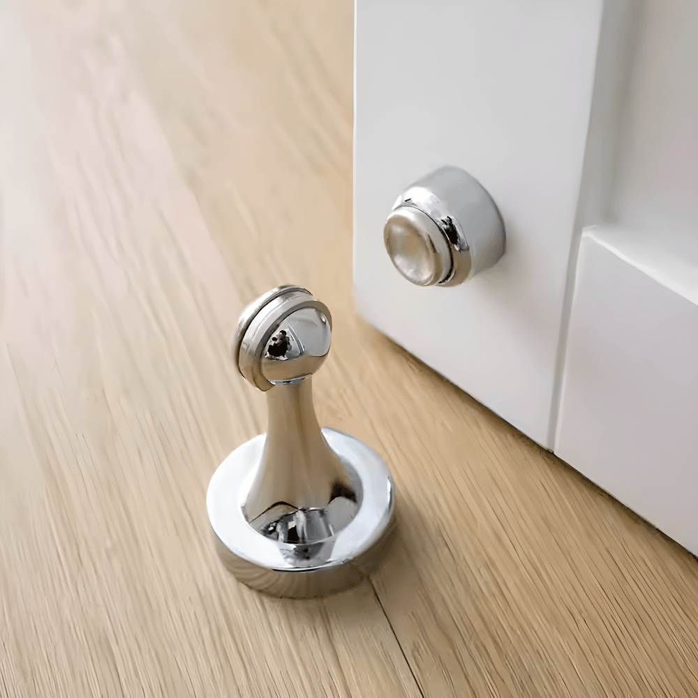 MAGNITI / MAGNETIC DOOR HOLDER / BRASS - Handle Shop Couture 