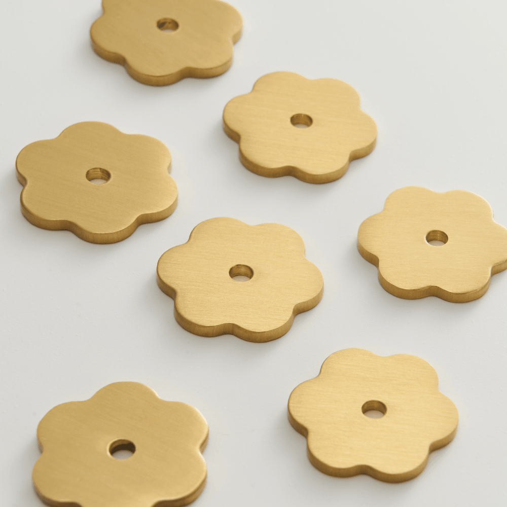 VERITA / Solid Brass Backplate - Handle Shop Couture 