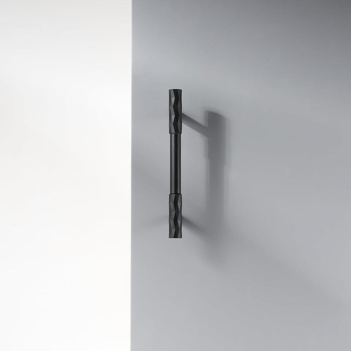 DIAMANTE / SOLID BRASS HANDLES / DIAMOND KNURL - Handle Shop Couture 