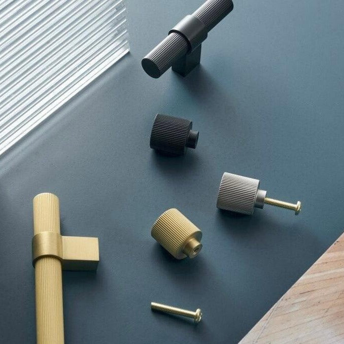 FRESKO / SOLID BRASS HANDLES / LINEAR KNURL - Handle Shop Couture 