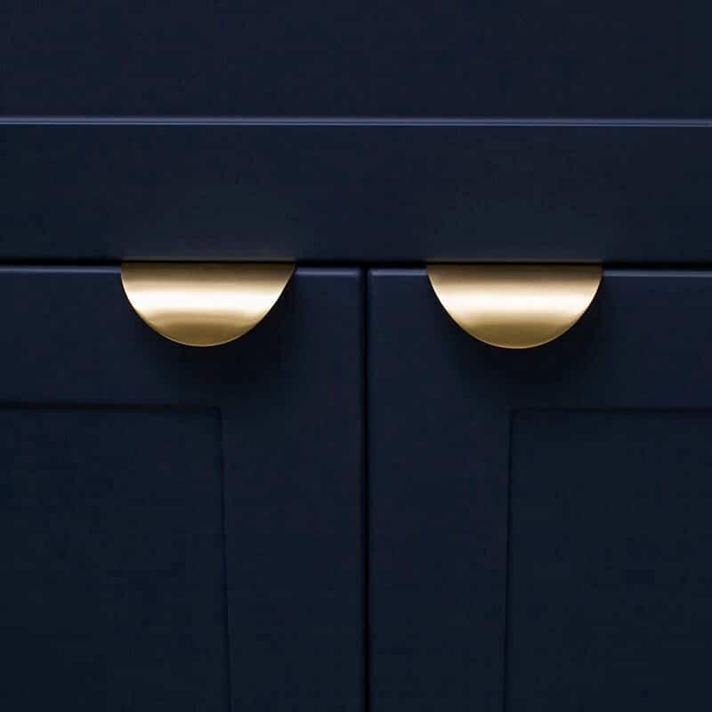 MIRTO / Curved Solid Brass Edge Pull - Handle Shop Couture 