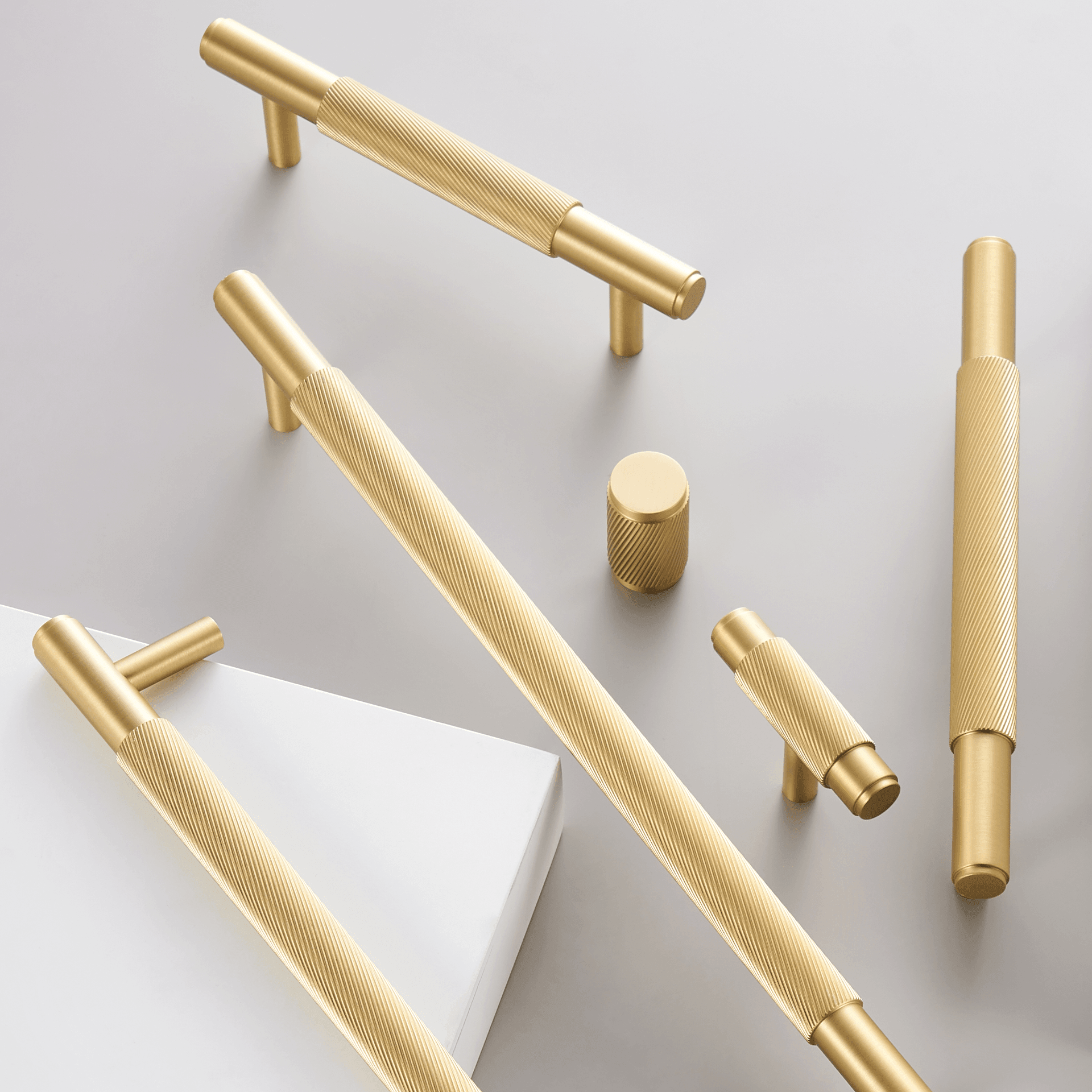 PALENCIA / SOLID BRASS HANDLES / SWIRLED KNURL - Handle Shop Couture 