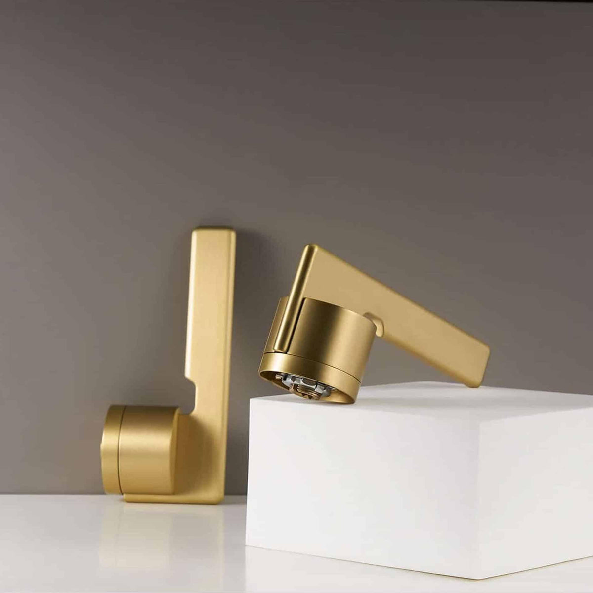 SABANI / SOLID BRASS / DOOR HANDLES - Handle Shop Couture 